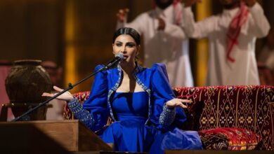 القنوات الناقلة وطرق مشاهدة حفل عبدالعزيز المعني وأميمة طالب في الدرعية